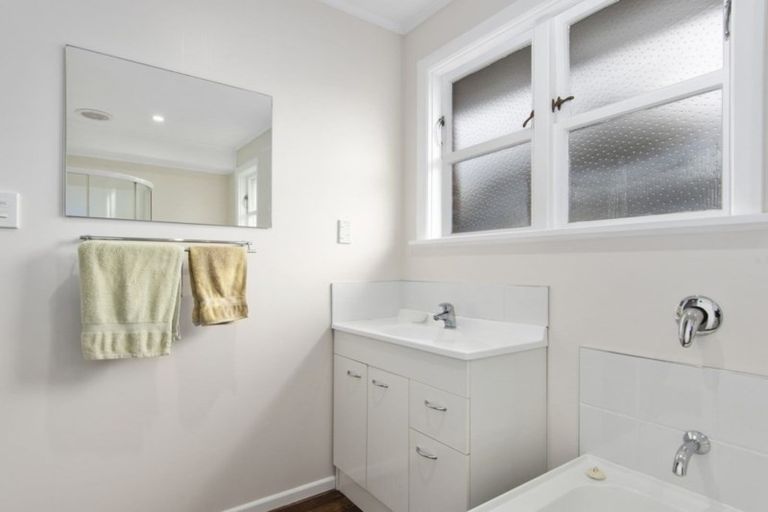 Photo of property in 251 Fergusson Drive, Heretaunga, Upper Hutt, 5018