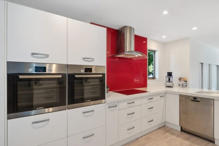 Photo of property in 15 Colesbury Street, Bishopdale, Christchurch, 8053