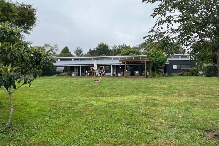 Photo of property in 43 Great North Road, Waipawa, 4210