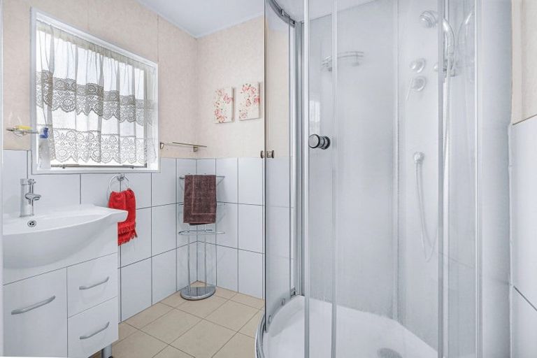 Photo of property in 10b Lee Road, Hannahs Bay, Rotorua, 3010