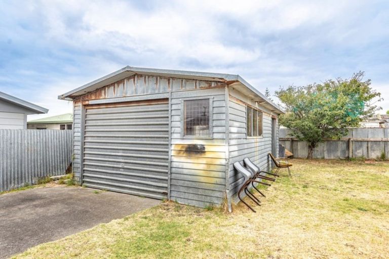 Photo of property in 35 Raupo Street, Castlecliff, Whanganui, 4501