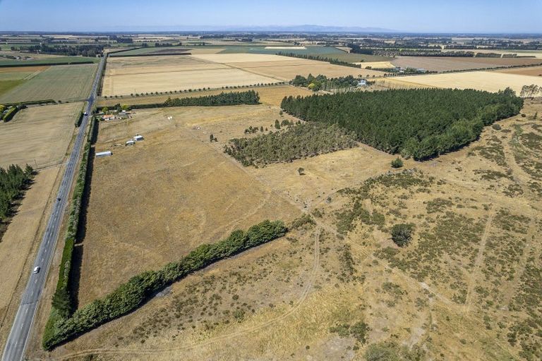 Photo of property in 1887 Bealey Road, Darfield, Christchurch, 7671