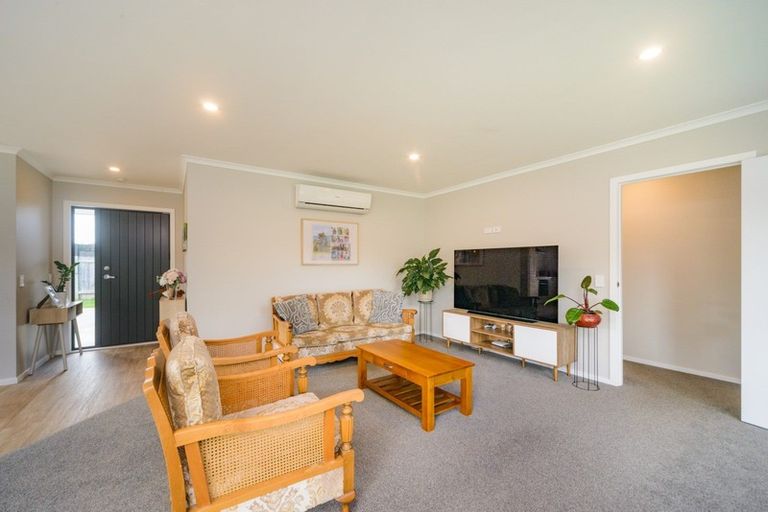 Photo of property in 26 Wescombe Grove, Feilding, 4702