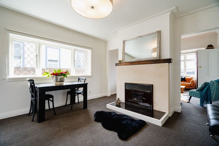 Photo of property in 94 Hargest Crescent, Saint Clair, Dunedin, 9012