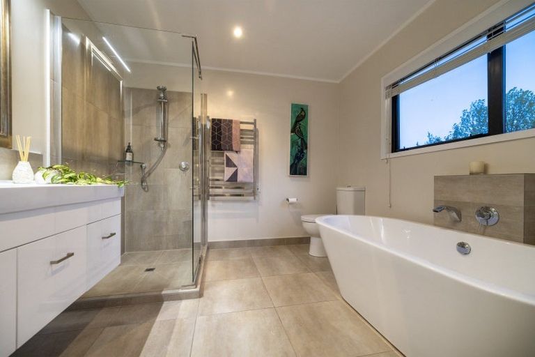 Photo of property in 1 Newton Road, Riverhead, 0820