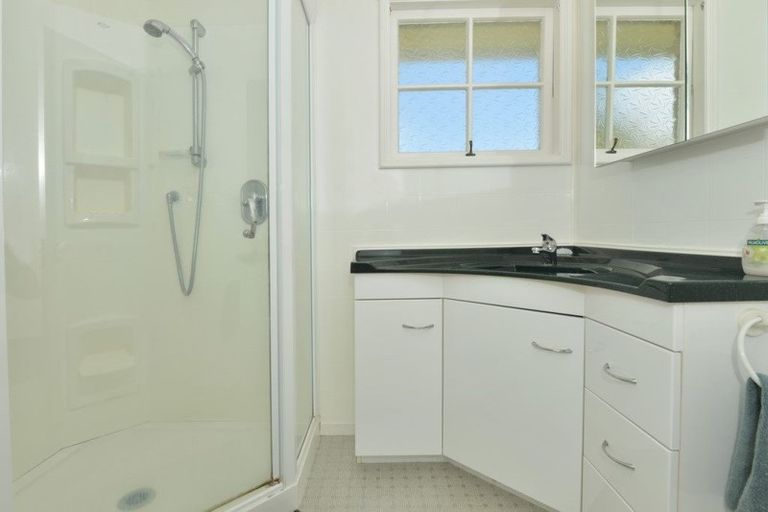 Photo of property in 6 Croydon Place, Te Kamo, Whangarei, 0112