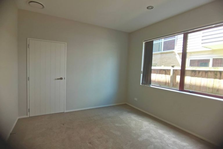 Photo of property in 48 Hughs Way, Flat Bush, Auckland, 2019