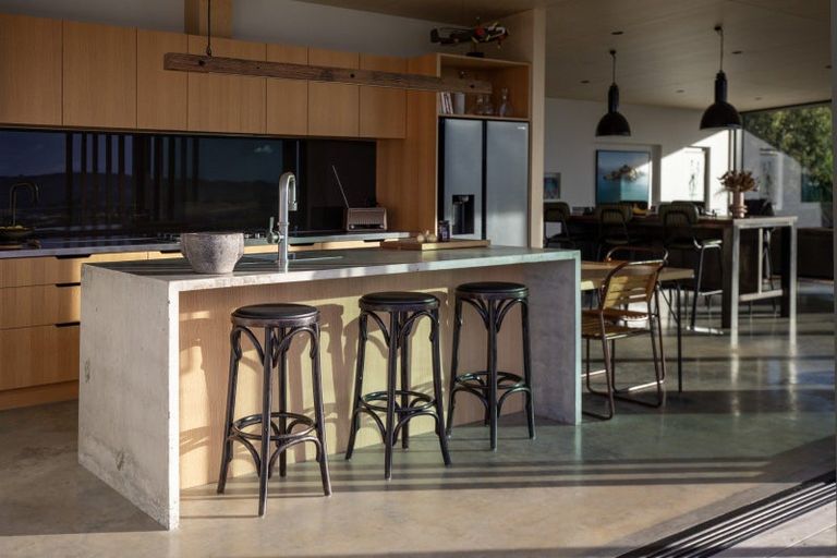 Photo of property in 215b Benseman Road, Raglan, 3296