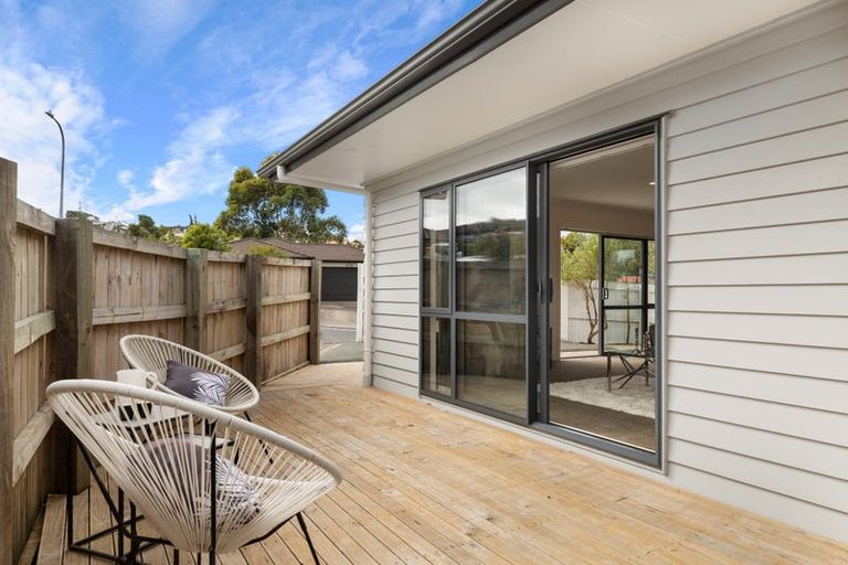 Photo of property in 21a Nirmal Place, Sunnyvale, Auckland, 0612