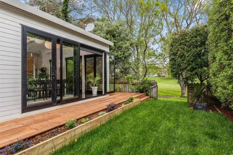 Photo of property in 37a Ewen Alison Avenue, Devonport, Auckland, 0624