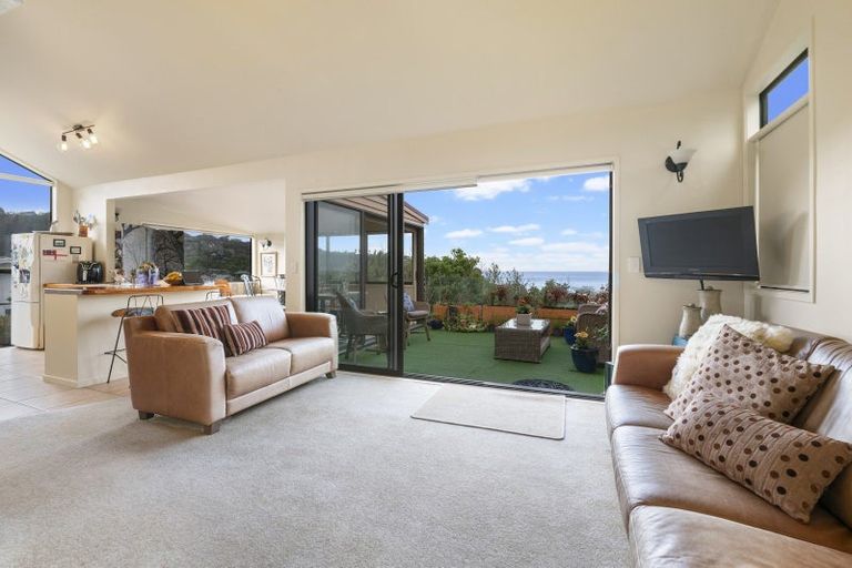 Photo of property in 1055 Whangaparaoa Road, Tindalls Beach, Whangaparaoa, 0930
