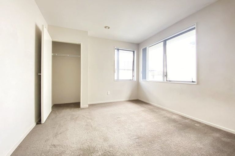 Photo of property in 192 Porchester Road, Takanini, 2112