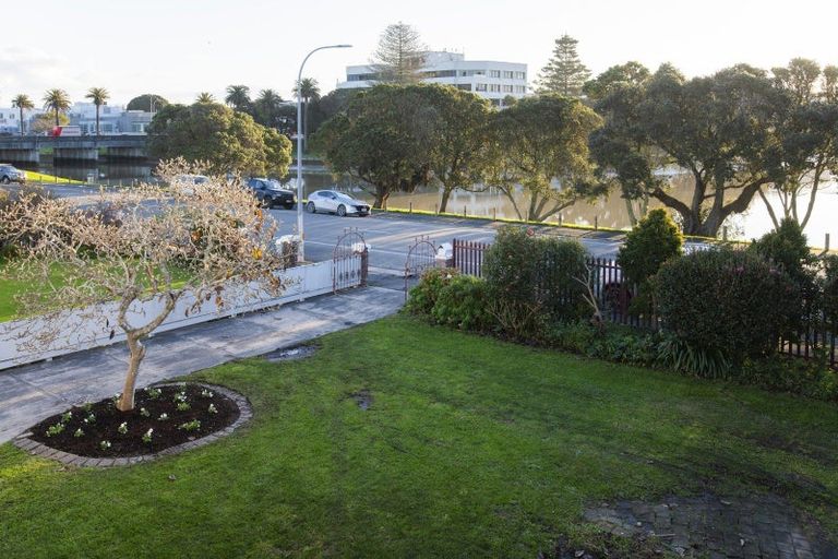 Photo of property in 89 Esplanade, Kaiti, Gisborne, 4010