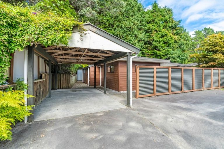 Photo of property in 92d Kamahi Street, Stokes Valley, Lower Hutt, 5019