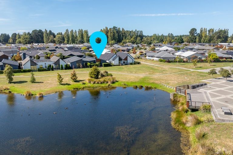 Photo of property in 15a Te Whenu Crescent, Marshland, Christchurch, 8083