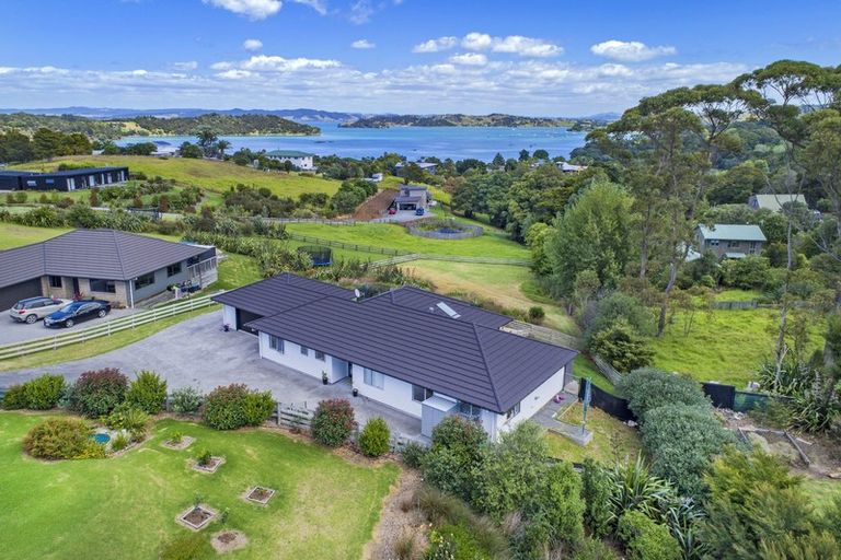 Photo of property in 17 Derwin Lane, Parua Bay, Whangarei, 0174