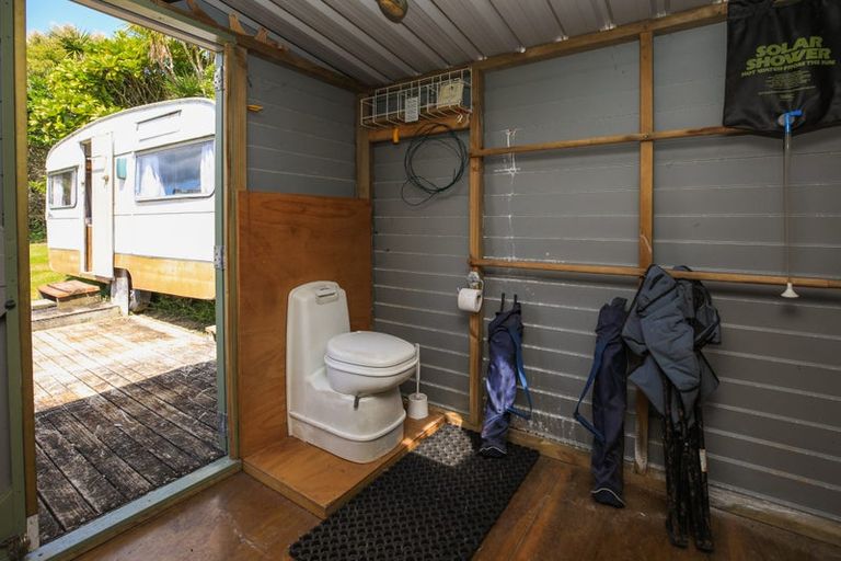 Photo of property in 84 Bennett Road, Te Mata, Thames, 3575