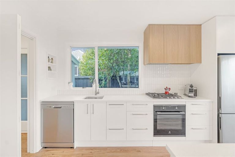 Photo of property in 169 Condell Avenue, Papanui, Christchurch, 8053