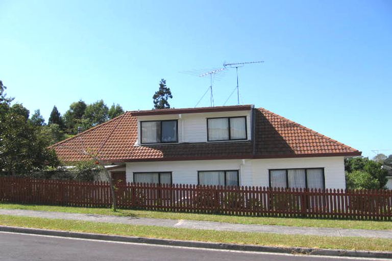 Photo of property in 13 Kura Place, Torbay, Auckland, 0630