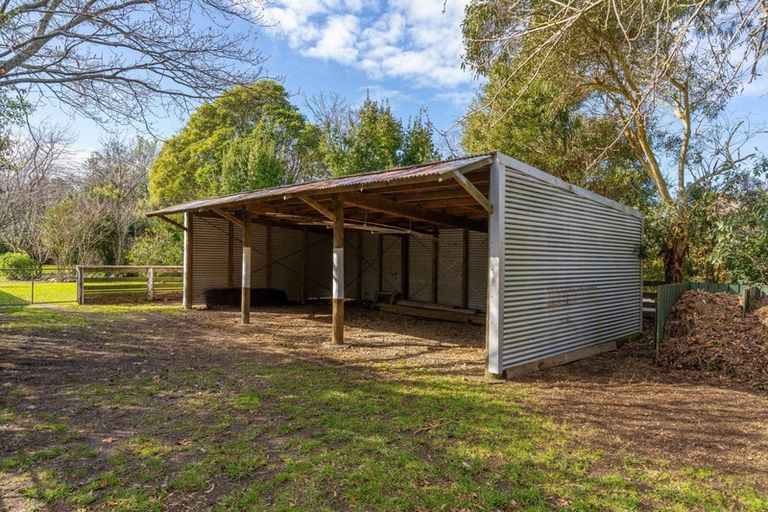 Photo of property in 33 Chester Road, Clareville, Carterton, 5791