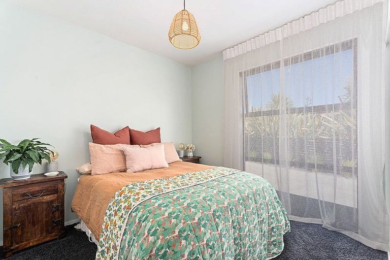 Photo of property in 21 Hewson Crescent, Lake Hawea, Wanaka, 9382