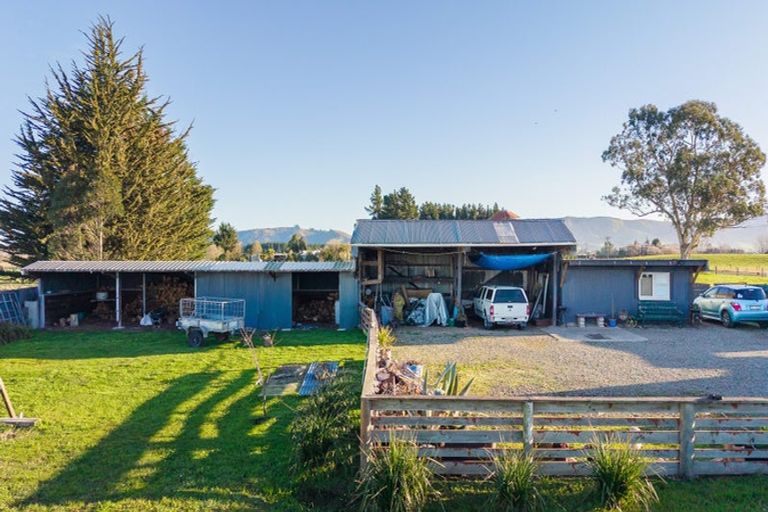 Photo of property in 130 Molloys Road, Waimate, 7980