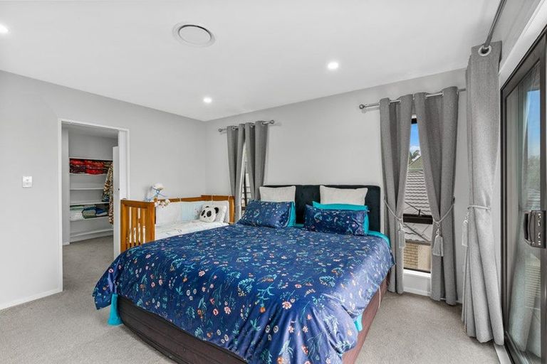 Photo of property in 4 Tawapou Close, Massey, Auckland, 0614