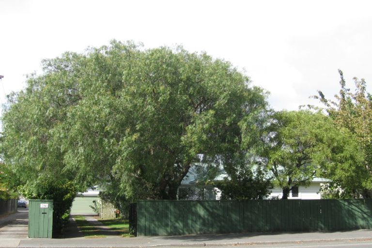 Photo of property in 380 Fergusson Drive, Heretaunga, Upper Hutt, 5018