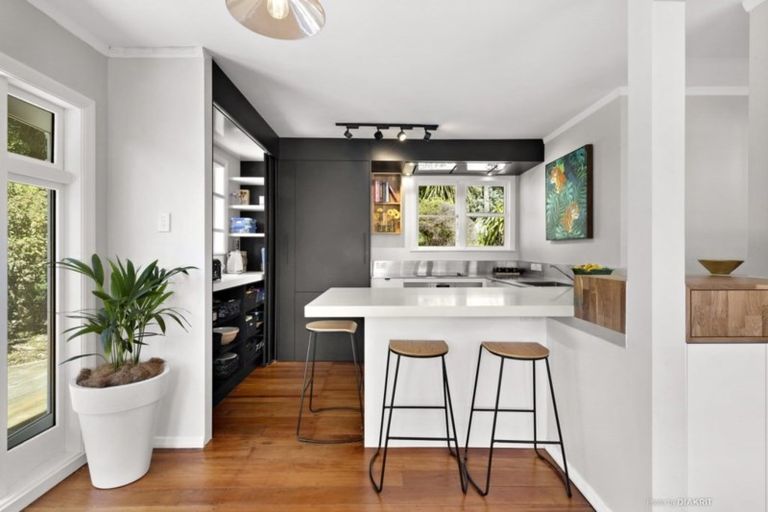 Photo of property in 96 Sidlaw Street, Strathmore Park, Wellington, 6022