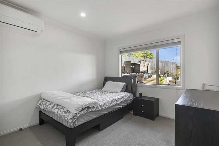 Photo of property in 40 Spoonbill Place, Unsworth Heights, Auckland, 0632