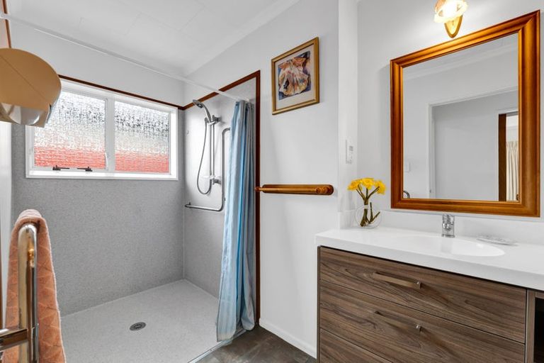 Photo of property in 21a Sanders Avenue, Westown, New Plymouth, 4310