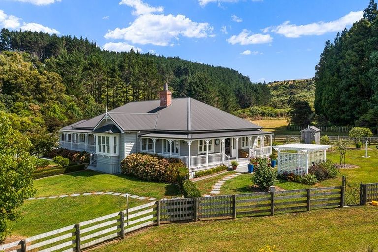 Photo of property in 33 Edgerley Road, Kaipara Flats, Warkworth, 0981