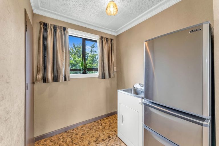 Photo of property in 6 Earnslaw Crescent, Bryndwr, Christchurch, 8053