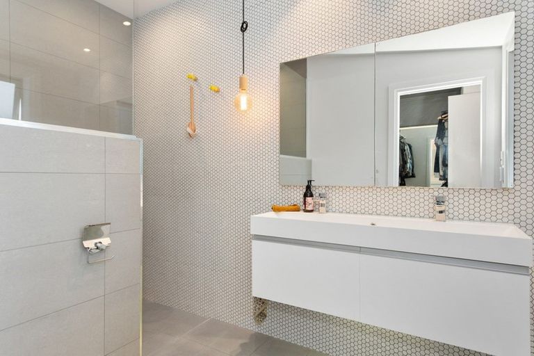 Photo of property in 900 River Road, Queenwood, Hamilton, 3210