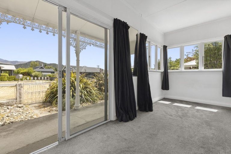 Photo of property in 15 Arklow Street, Albert Town, Wanaka, 9305