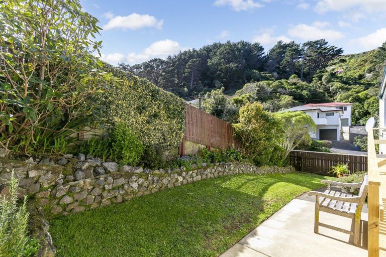 Photo of property in 143 Parkvale Road, Karori, Wellington, 6012