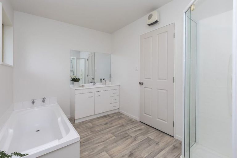 Photo of property in 18 Montego Close, Shirley, Christchurch, 8052