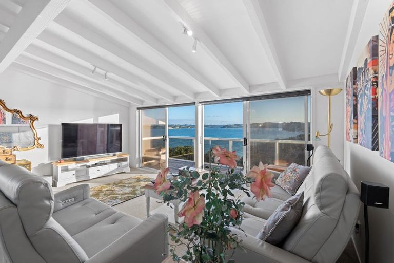 Photo of property in 819 Whangaparaoa Road, Manly, Whangaparaoa, 0930