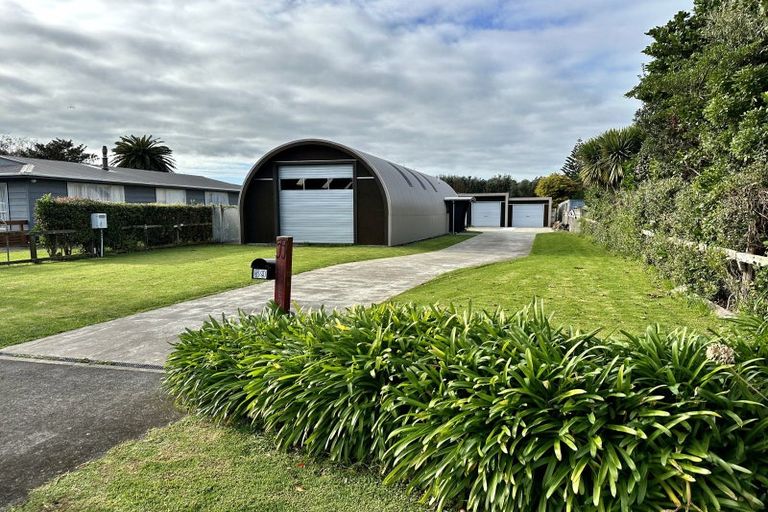 Photo of property in 59 Longfellow Road, Opunake, 4616