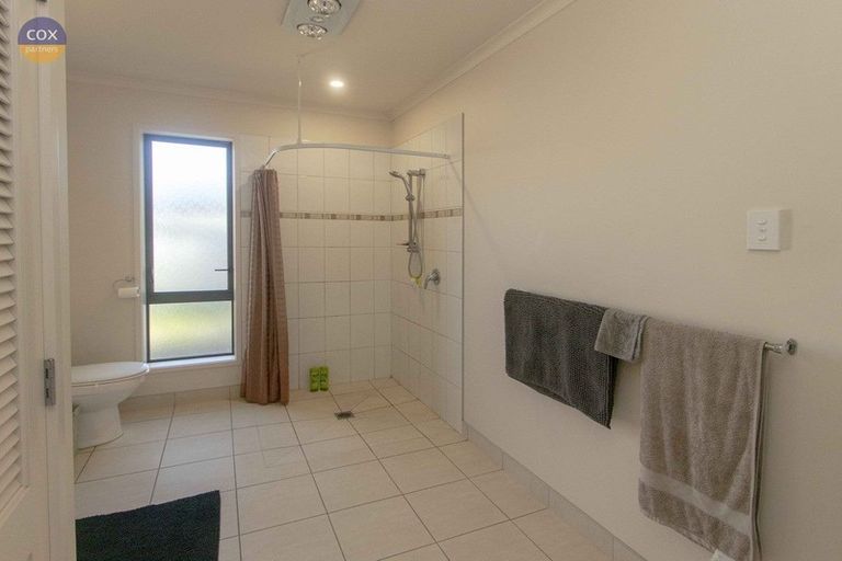 Photo of property in 2a Wilding Avenue, Marewa, Napier, 4110