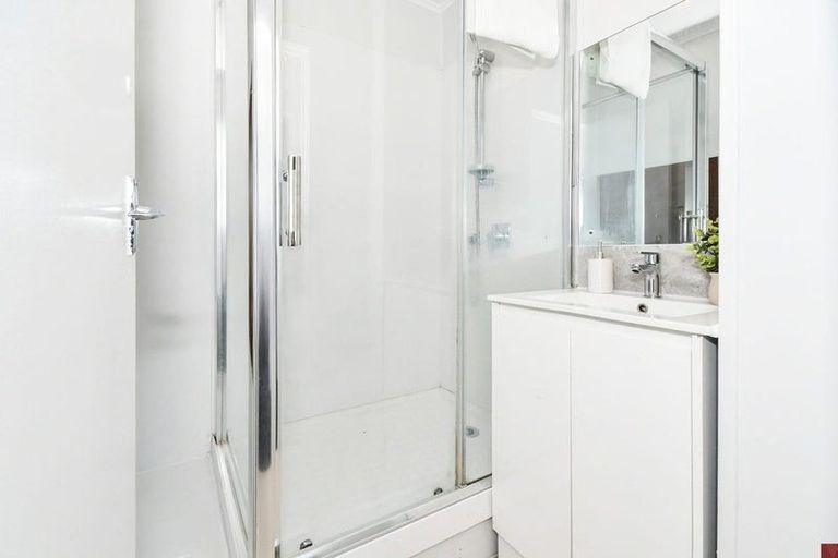 Photo of property in 4/12 Reagan Road, Manukau, Auckland, 2025