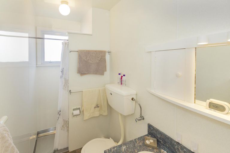 Photo of property in 21 Tamar Street, South Hill, Oamaru, 9400