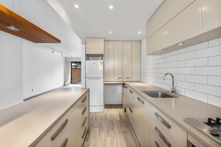 Photo of property in 50b Carlton Mill Road, Merivale, Christchurch, 8014