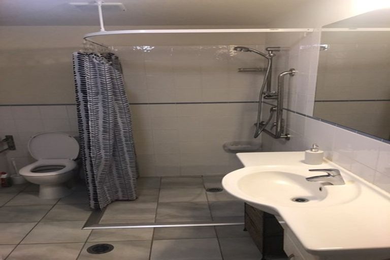 Photo of property in Anchorage Apartments, 114/36 Victoria Road, Mount Maunganui, 3116