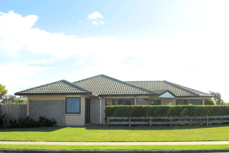 Photo of property in 125 Pacific View Road, Papamoa Beach, Papamoa, 3118