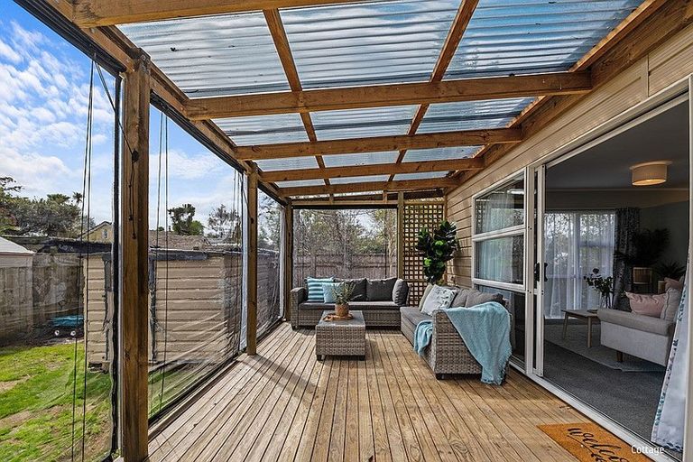 Photo of property in 9 Willow Avenue, Hannahs Bay, Rotorua, 3010