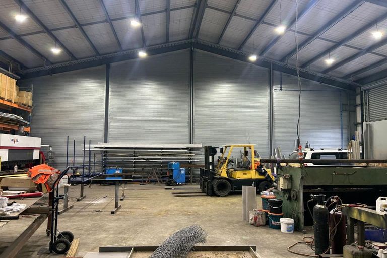 Photo of property in 11 Woodward Street West, Featherston, 5710