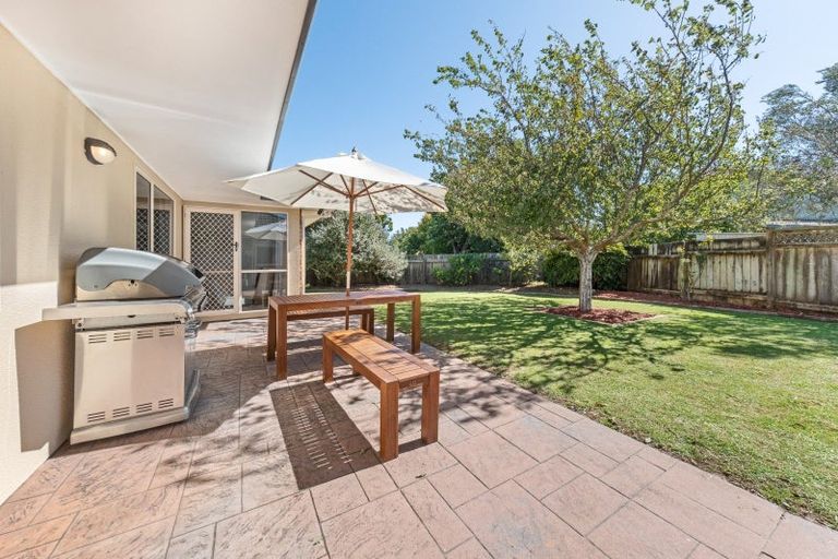 Photo of property in 4 Adam Lile Drive, Highlands Park, New Plymouth, 4312