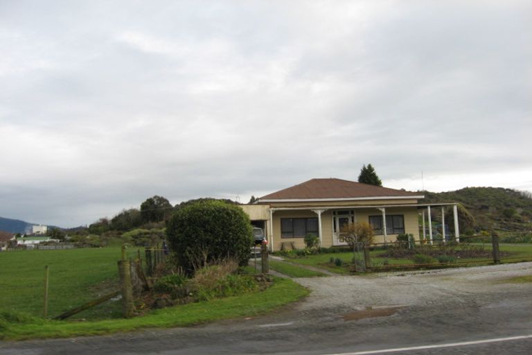 Photo of property in 57 Abel Tasman Drive, Takaka, 7110