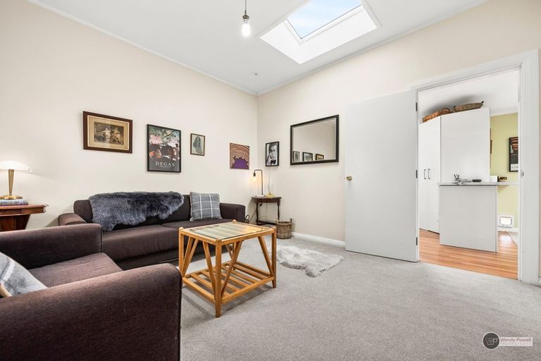 Photo of property in 6 Sandford Street, Trentham, Upper Hutt, 5018